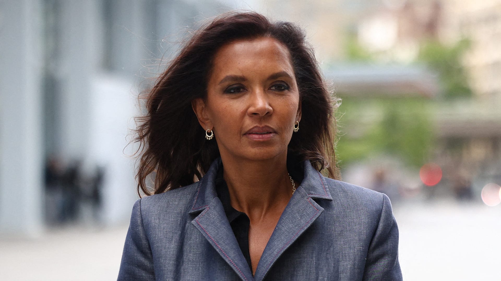 Karine Le Marchand : l’animatrice de M6 va devoir se priver de certains aliments pour préserver sa santé