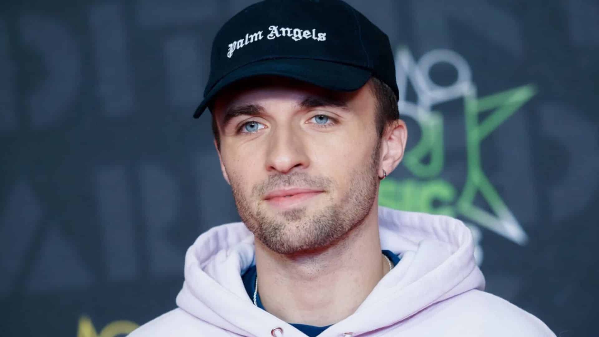 Squeezie : le YouTubeur est dans la tourmente, un influenceur prend sa défense